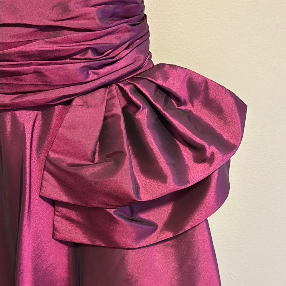 Alexia Admore Strapless Bubble Hem Mini Dress - Picture 4 of 14
